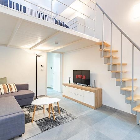 Exclusive Loft Crocetta - Free Private Parking & Wi-Fi - 5 Min To Metro Nizza - Ac Villa Turín Exterior foto